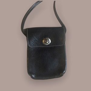 Roots Small Tribe Leather Phone Errand Crossbody